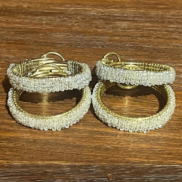 Gorgeous Set Of 4 PIER 1 Vintage Napkin Holder Rings Gold w/Sead Beads - Picture 6 of 10